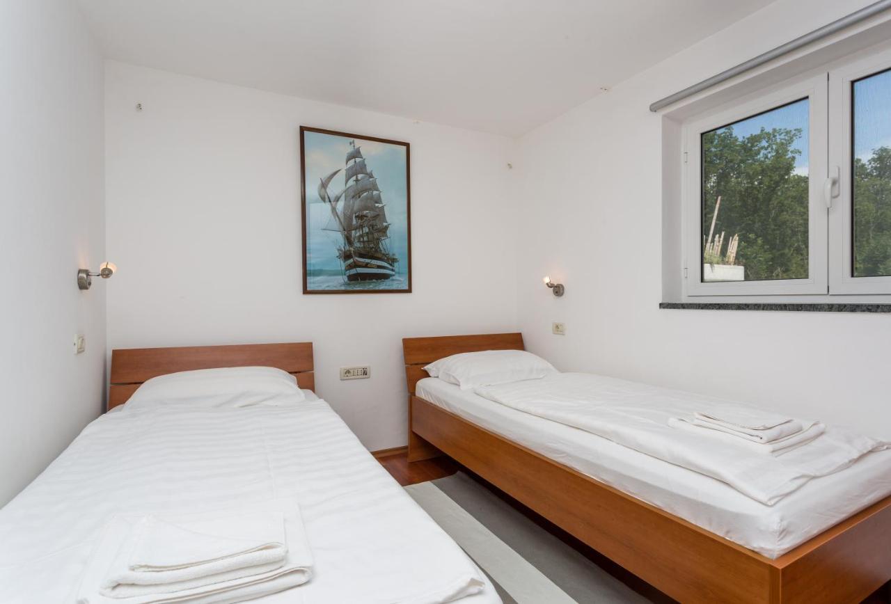 Molnar Resort Apartment Sergej Brzac Εξωτερικό φωτογραφία